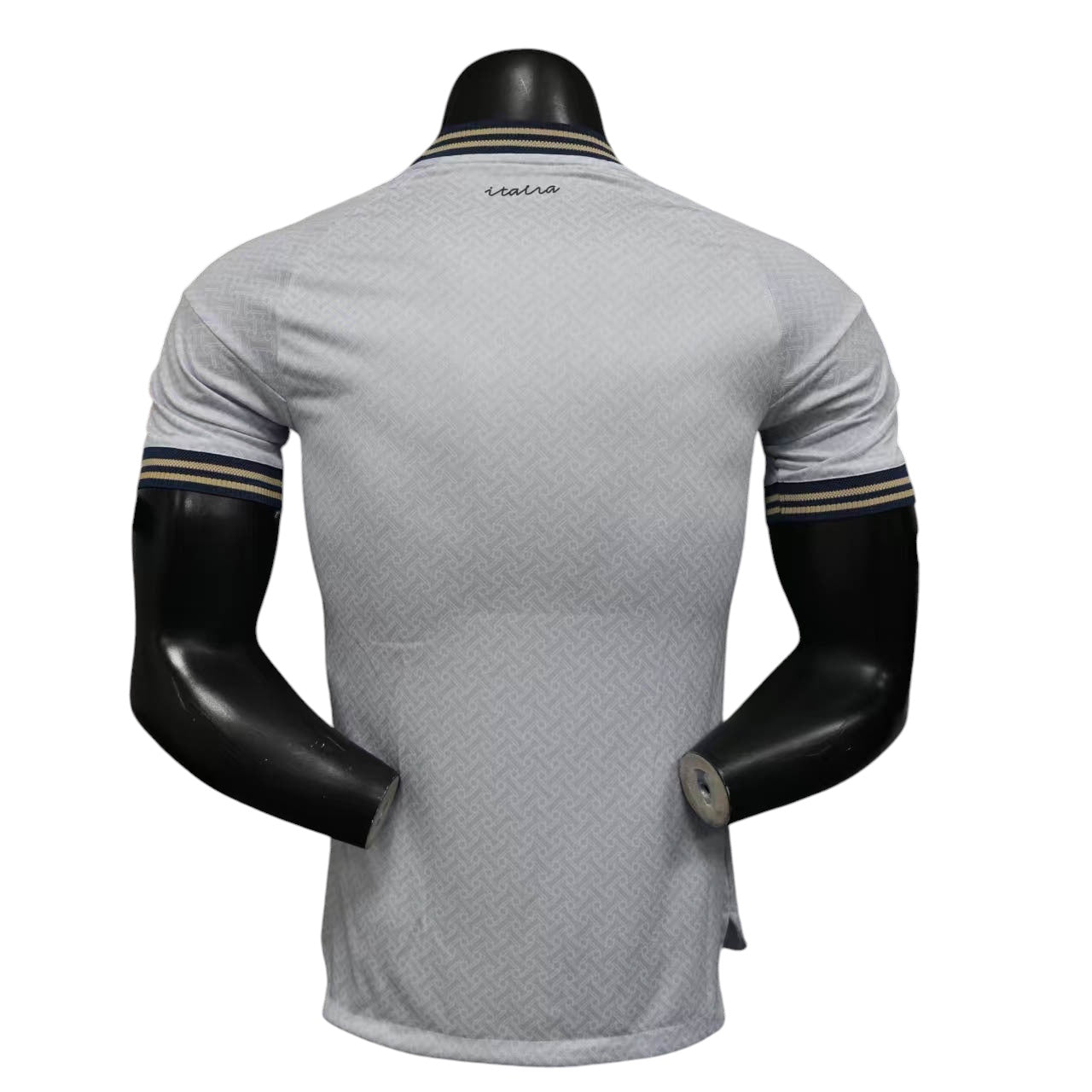 Italy away 2026