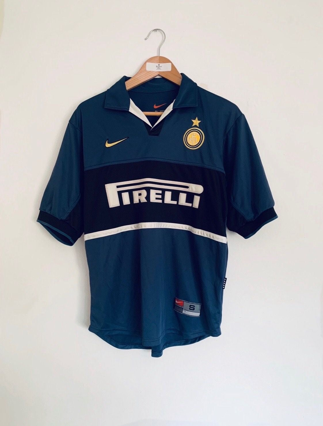 Inter Milan third 98-99