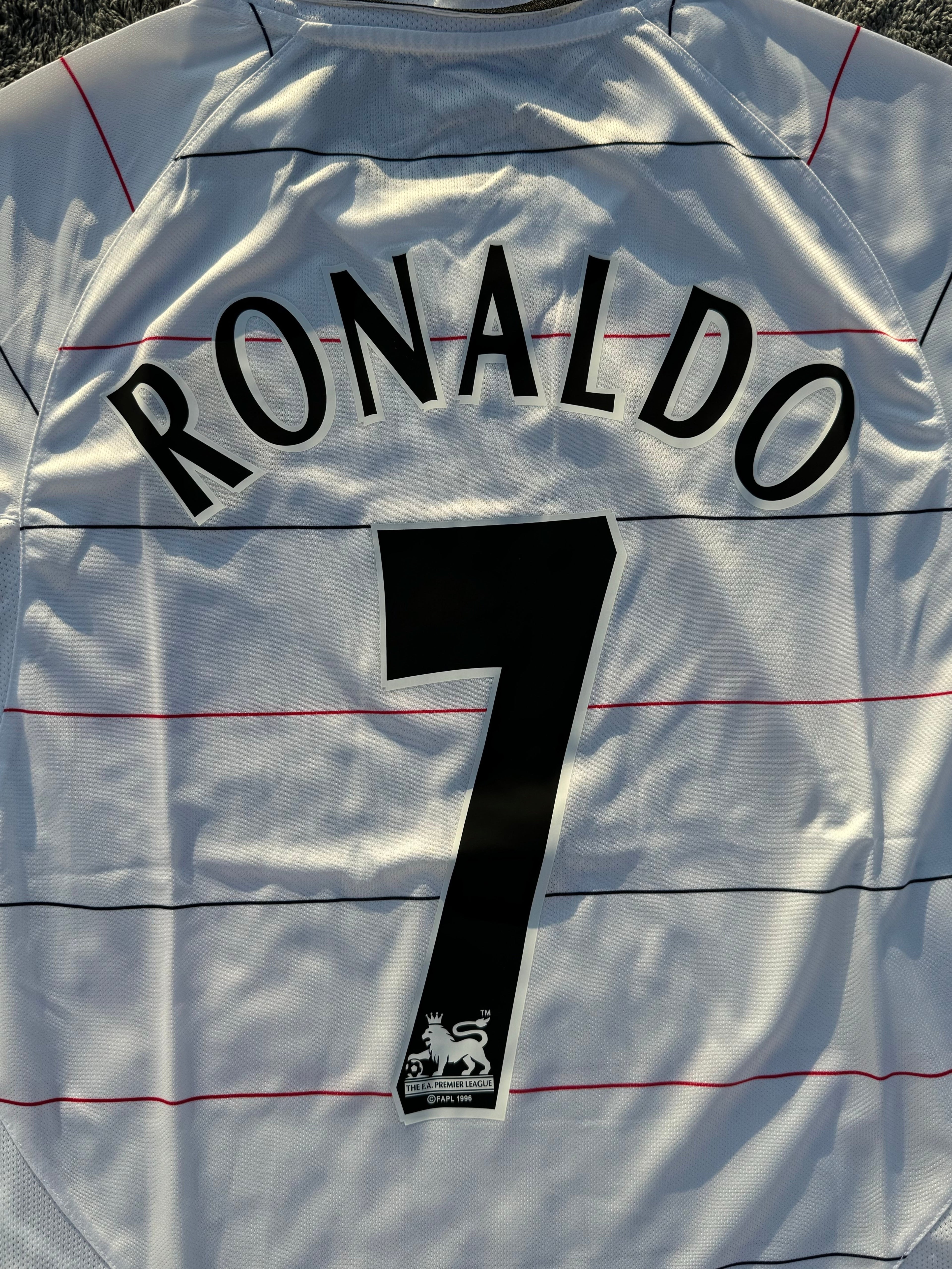 Manchester united third 2003-5 Cristiano Ronaldo