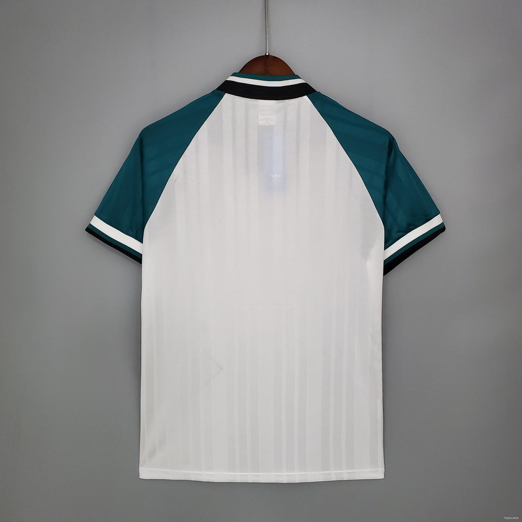 Liverpool away 1993-95