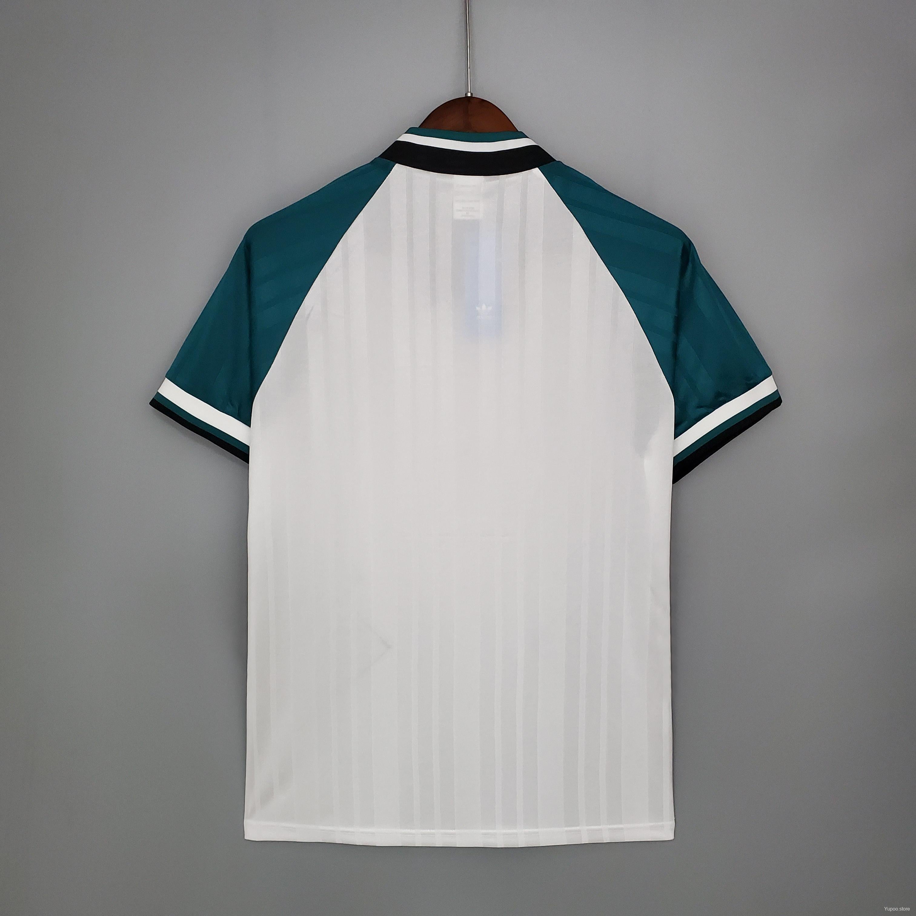 Liverpool away 1993-95