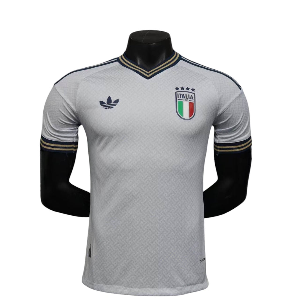 Italy away 2026