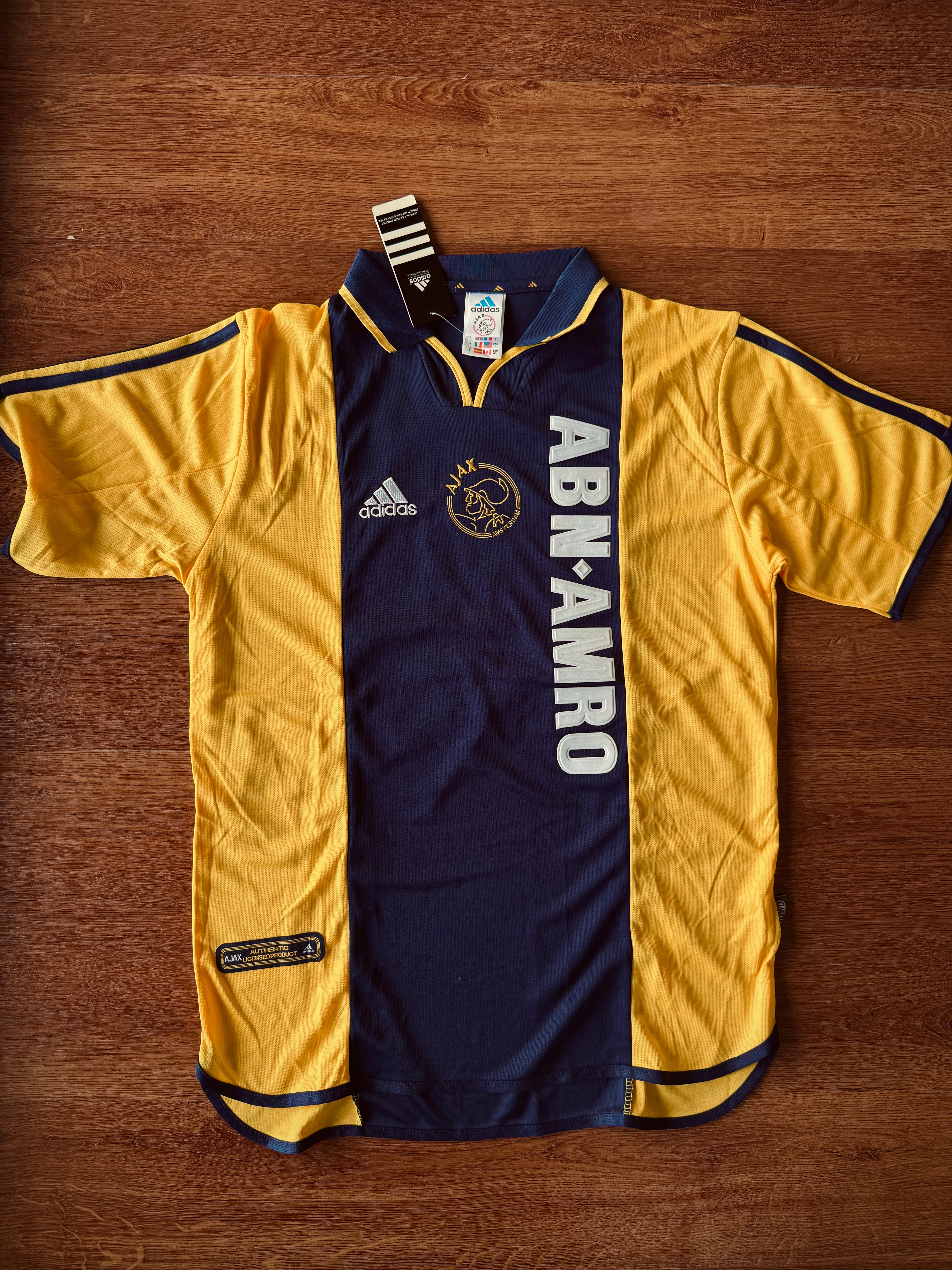 Ajax 2001-2 away Van Der Vaart