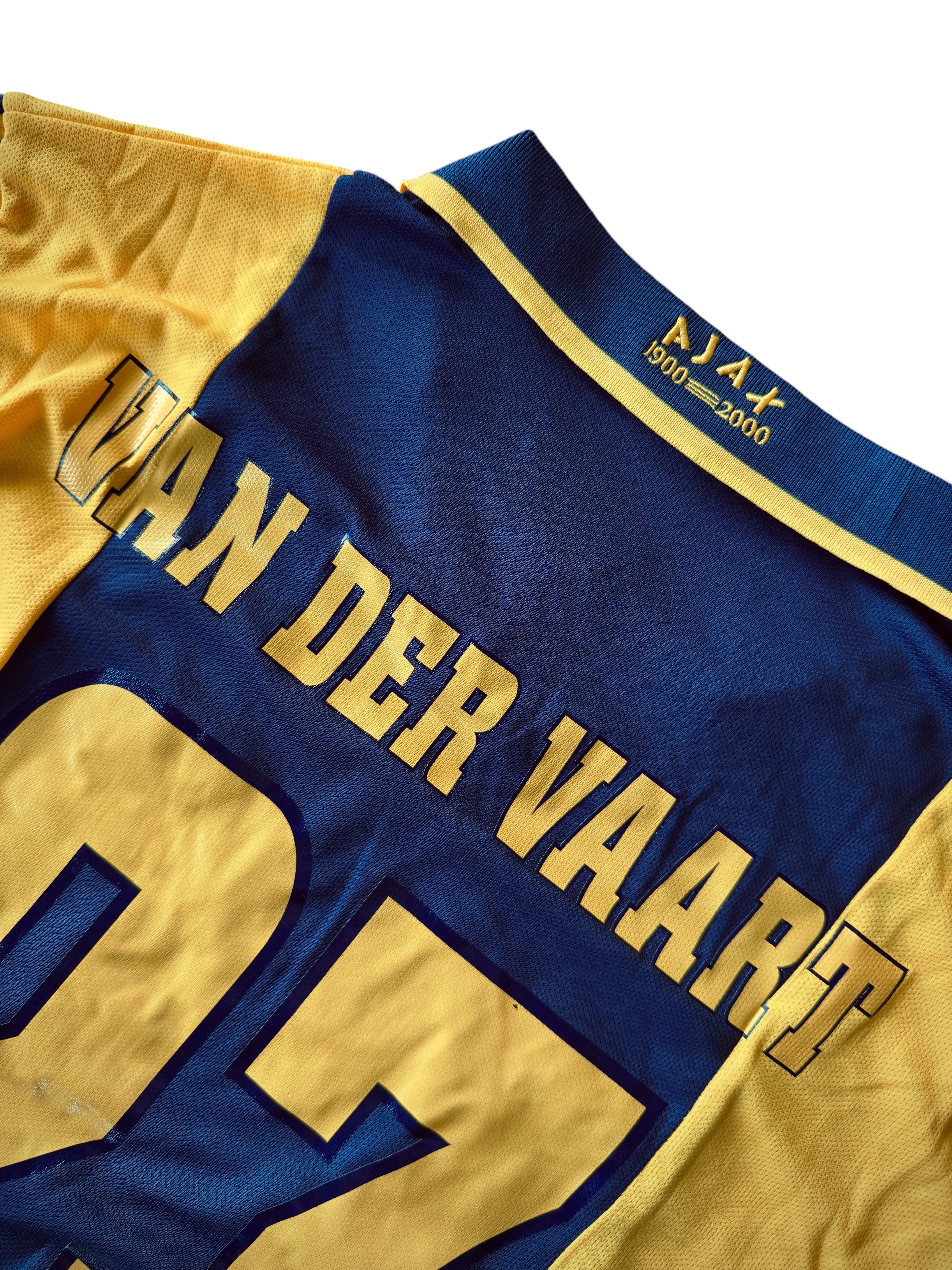 Ajax 2001-2 away Van Der Vaart