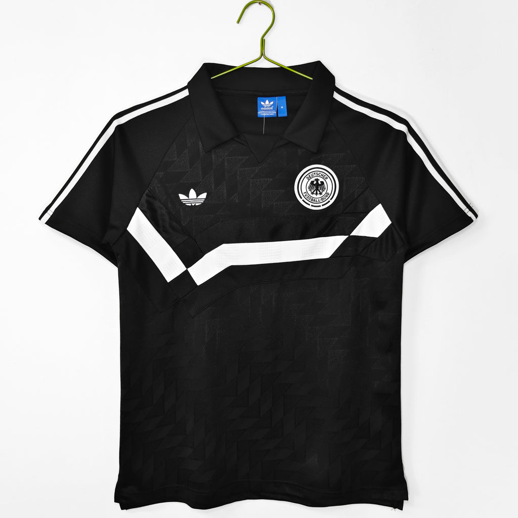 Germany away 1988-90
