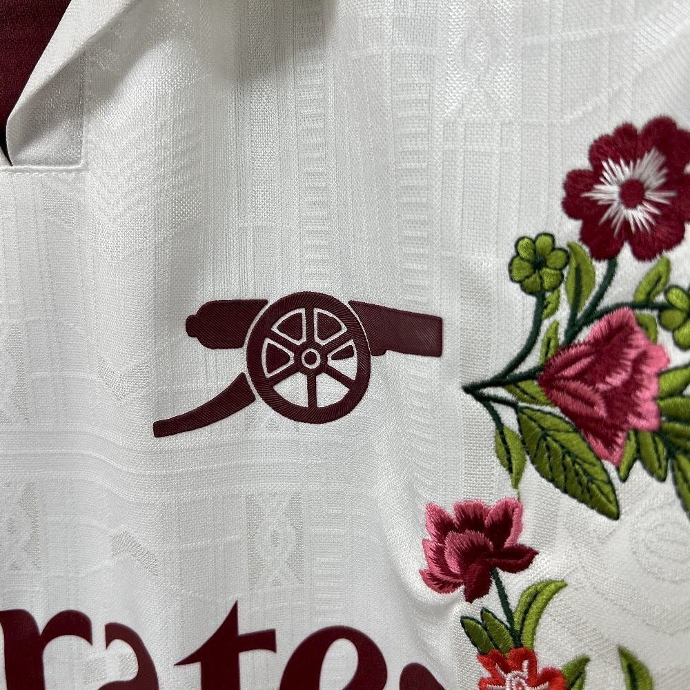 Arsenal Broaderie  special edition jersey 2027