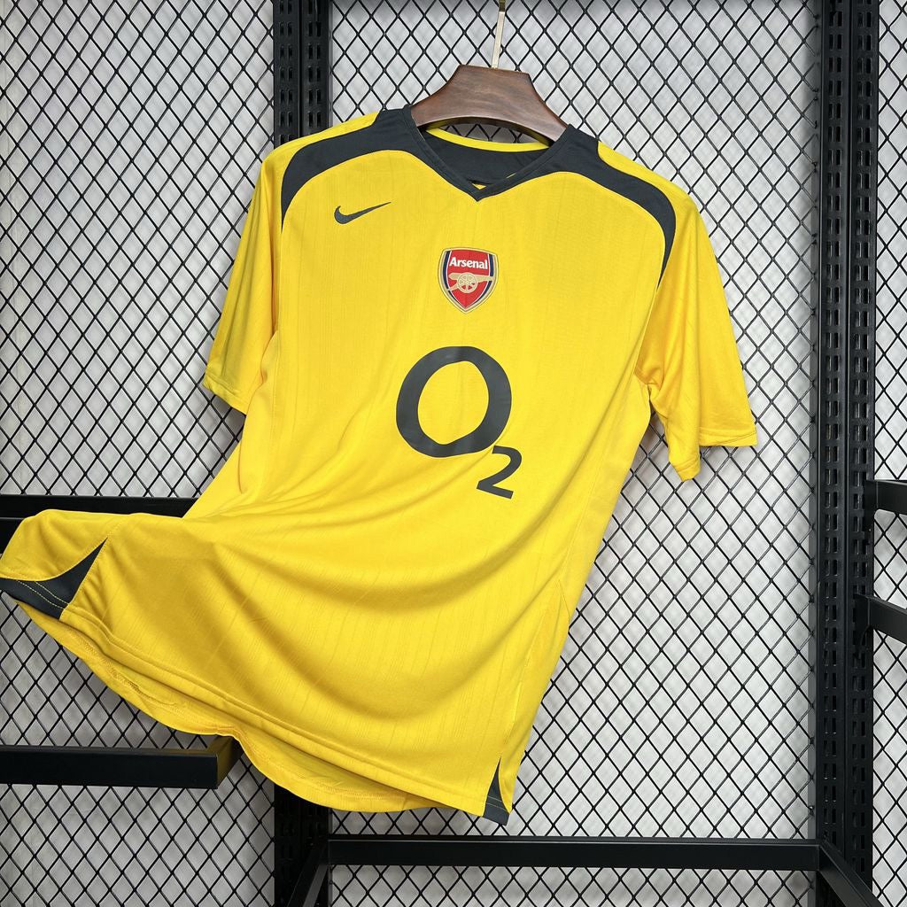 Arsenal away 2005-6