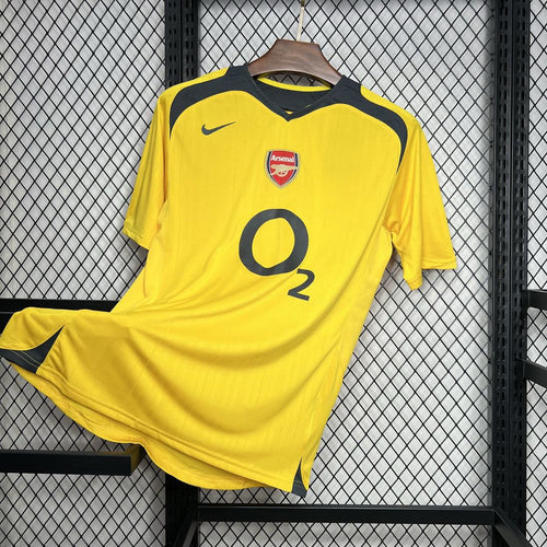 Arsenal away 2005-6